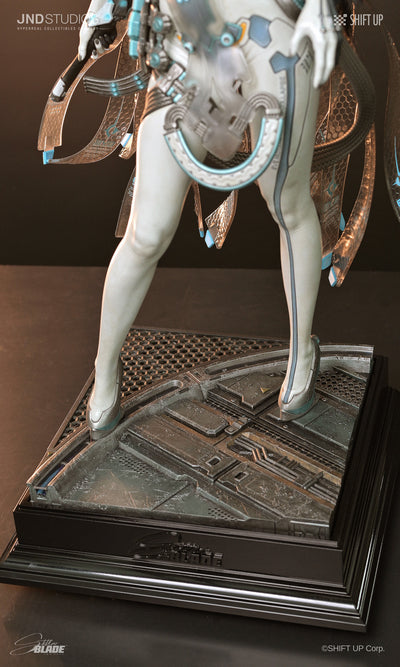 Stellar Blade - Raven & Lily 1/3 Scale Statue Set