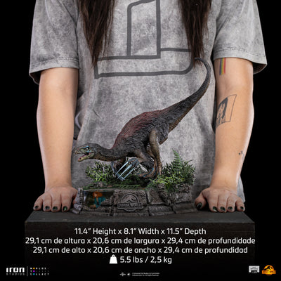 Therizinosaurus Demi Art Scale 1/20