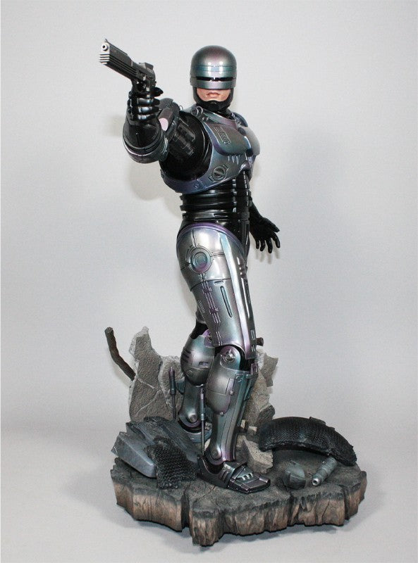 Robocop: RoboCop Deluxe Version 1:3 Scale Statue - POP CULTURE