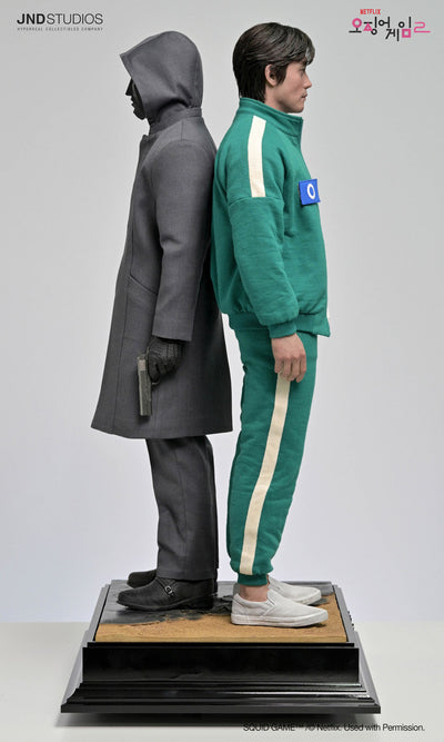 Squid Game 2 - Front Man 1/3 Scale Statue