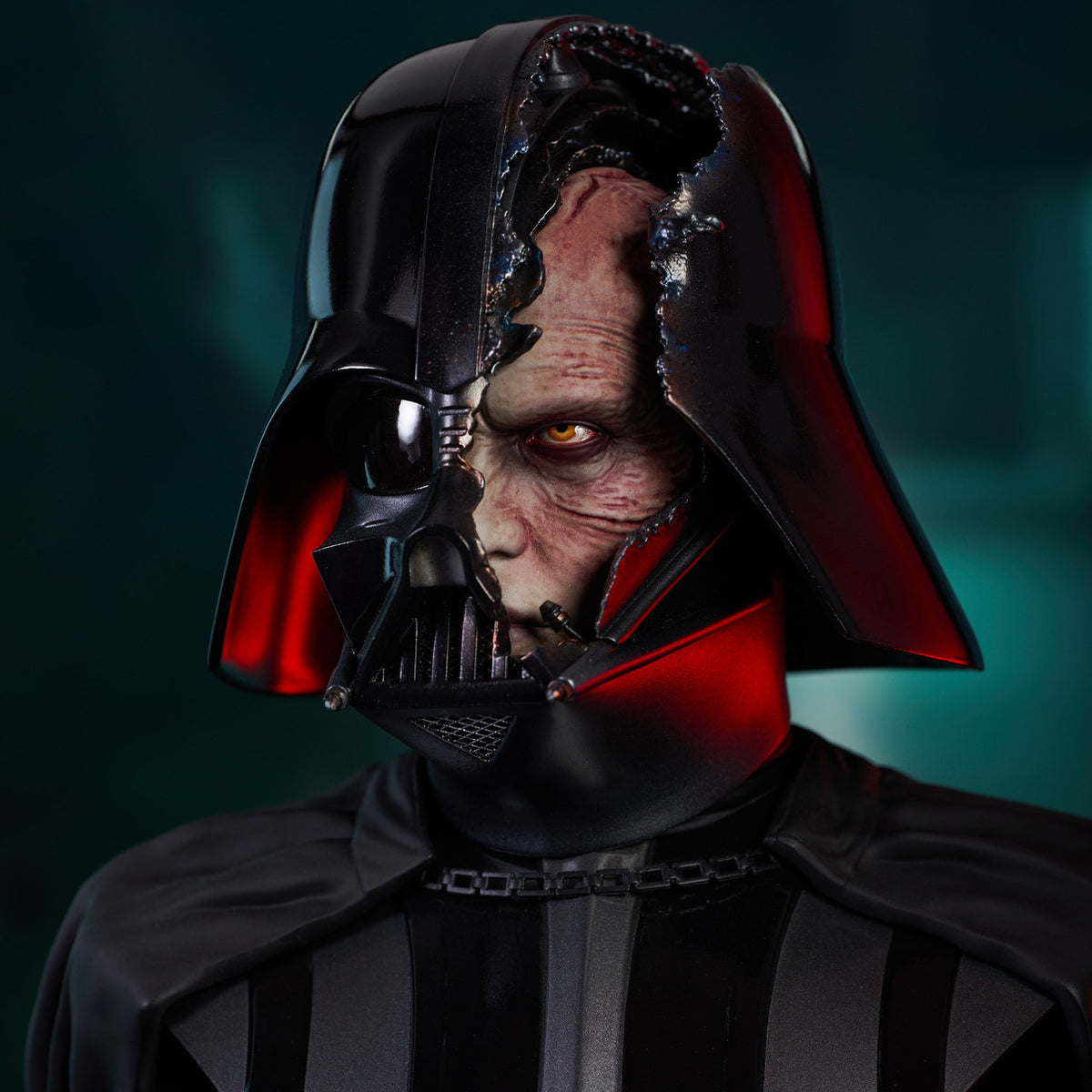 Obi-Wan Kenobi - Darth Vader (Damaged Helmet) Legends in 3-Dimensions ...
