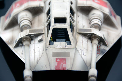 Star Wars: The Empire Strikes Back - Snowspeeder Crew Gift Replica
