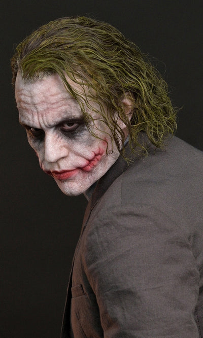 The Dark Knight (2008) - Bank Robber Joker (Solo) 1/3 Scale Statue