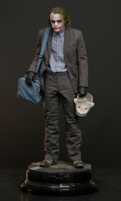 The Dark Knight (2008) - Bank Robber Joker (Solo) 1/3 Scale Statue