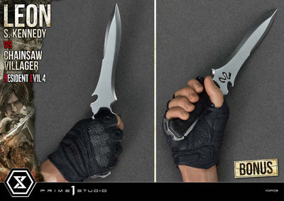 Resident Evil 4 - Leon Kennedy vs. Chainsaw Villager 1/4 Scale Statue (BONUS)
