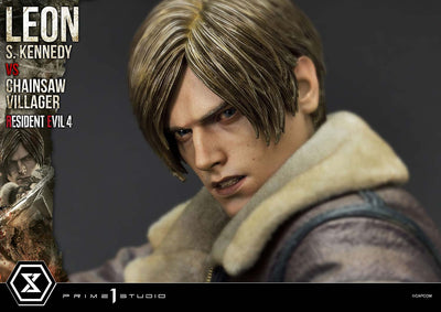 Resident Evil 4 - Leon Kennedy vs. Chainsaw Villager 1/4 Scale Statue (BONUS)