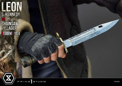 Resident Evil 4 - Leon Kennedy vs. Chainsaw Villager 1/4 Scale Statue (BONUS)