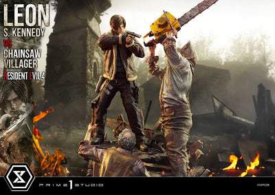 Resident Evil 4 - Leon Kennedy vs. Chainsaw Villager 1/4 Scale Statue (BONUS)