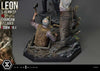 Resident Evil 4 - Leon Kennedy vs. Chainsaw Villager 1/4 Scale Statue (BONUS)