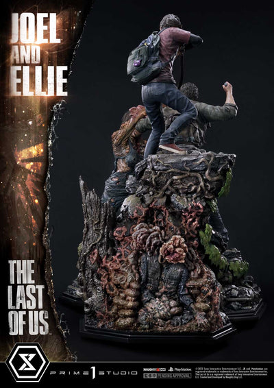 The Last of Us - Joel and Ellie 1/4 Scale Statue Regular Version