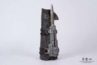 Assassin's Creed: Black Flag Resynced - Animus Edward Kenway Hidden Blade Life-Size Replica
