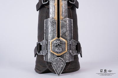 Assassin's Creed: Black Flag Resynced - Animus Edward Kenway Hidden Blade Life-Size Replica