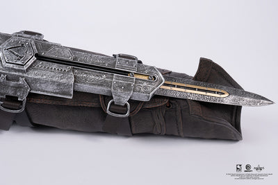Assassin's Creed: Black Flag Resynced - Animus Edward Kenway Hidden Blade Life-Size Replica
