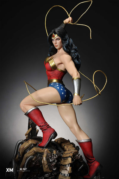 Wonder Woman Classic 1/6 Scale Statue