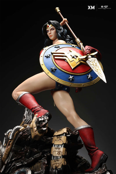 Wonder Woman Classic 1/6 Scale Statue