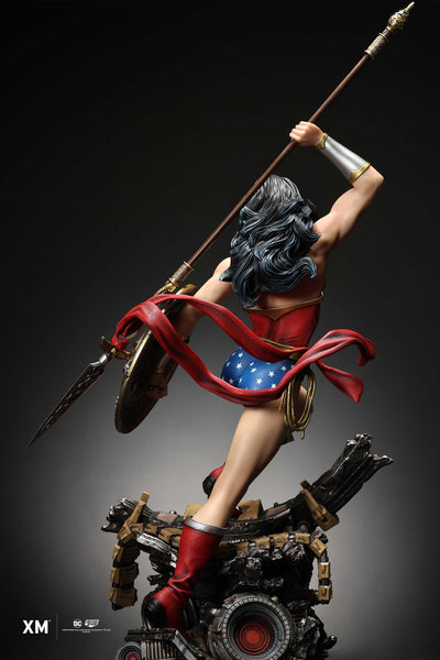 Wonder Woman Classic 1/6 Scale Statue