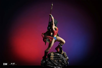 Wonder Woman Classic 1/6 Scale Statue