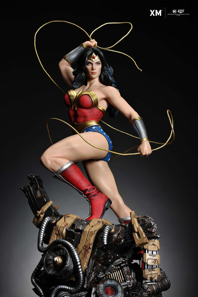 DC COMICS - Statuette 1/6 Wonder Woman Classic 69 cm - Le Manoir des Comics