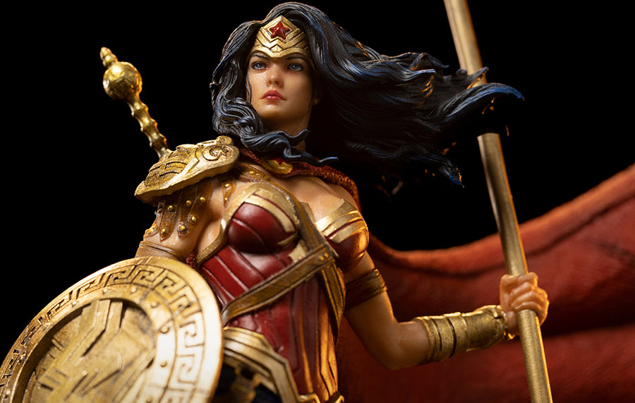 Wonder Woman Unleashed 1/10 Deluxe Art Scale
