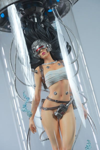 X-23 in Tank 1/4 Scale Statue by Cincronize Labs