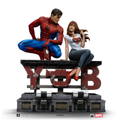 Spider-Man & Mary Jane 1/6 Scale Diorama