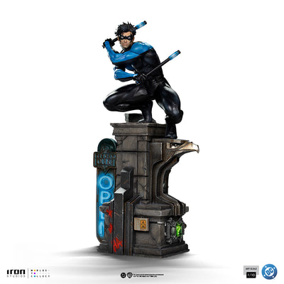 DC Comics Series #9 - Nightwing Art Scale 1/10