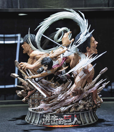 Attack on Titan - Mikasa vs. Two Titans 1/6 Scale Statue