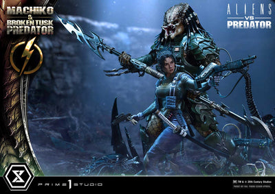 Aliens vs. Predator - Machiko & Broken Tusk Predator (Regular) 1/4 Scale Statue