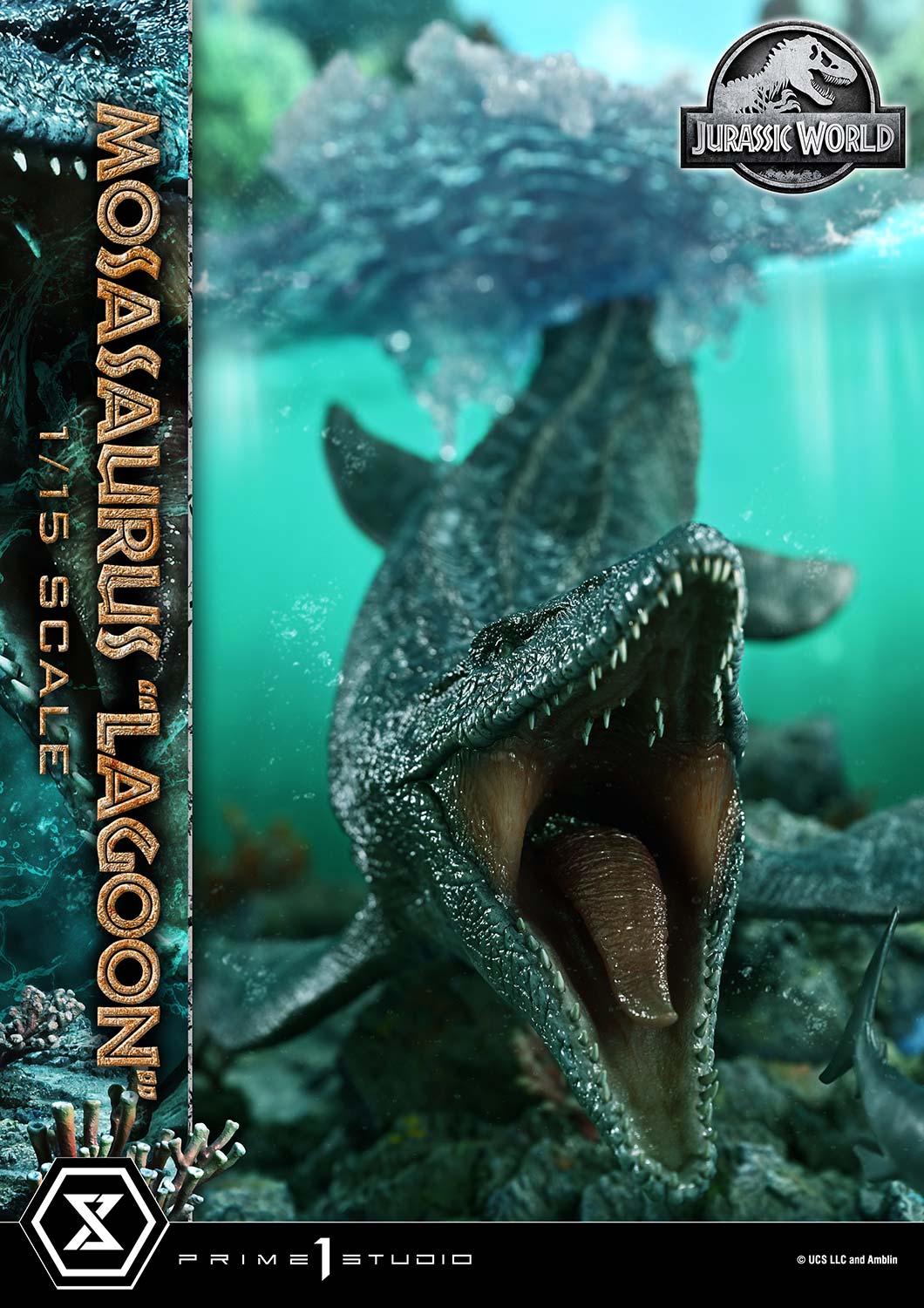 The Mosasaur (Jurassic World) chasing a coelacanth by Pyro-raptor on The Mosasaur (Jurassic World) chasing a coelacanth by Pyro-raptor on