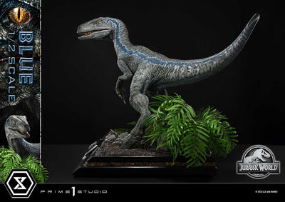 Jurassic World: Fallen Kingdom (2018) - Blue (Regular) 1/2 Scale Statue