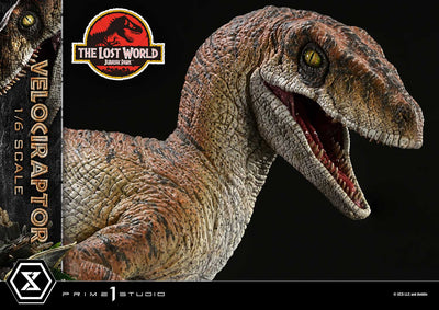 Jurassic Park: The Lost World - Velociraptor 1/6 Scale Statue