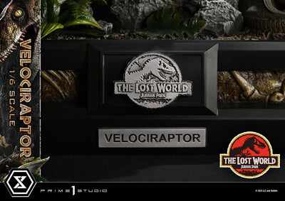 Jurassic Park: The Lost World - Velociraptor 1/6 Scale Statue