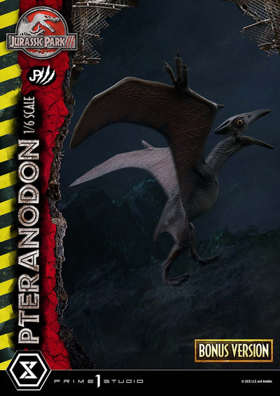 Jurassic Park III - Pteranodon (Bonus) 1/6 Scale Statue