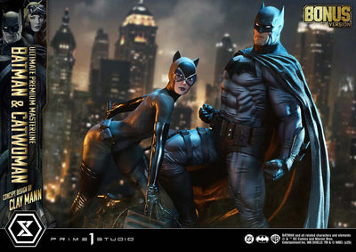 Batman & Catwoman (Bonus) 1/4 Scale Statue