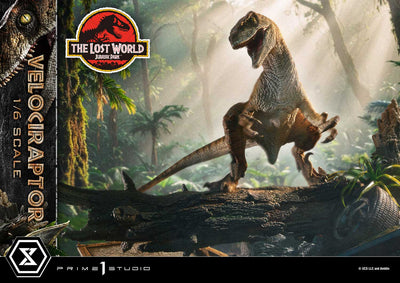 Jurassic Park: The Lost World - Velociraptor 1/6 Scale Statue
