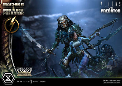 Aliens vs. Predator - Machiko & Broken Tusk Predator (Regular) 1/4 Scale Statue