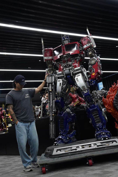 Optimus Prime Human-Size Statue