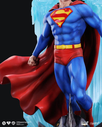 Superman Birth of Hope (Cape Flowing Down) Statue