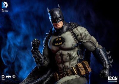 Batman (by Ivan Reis - Blue Ver.) Prime Scale 1/3