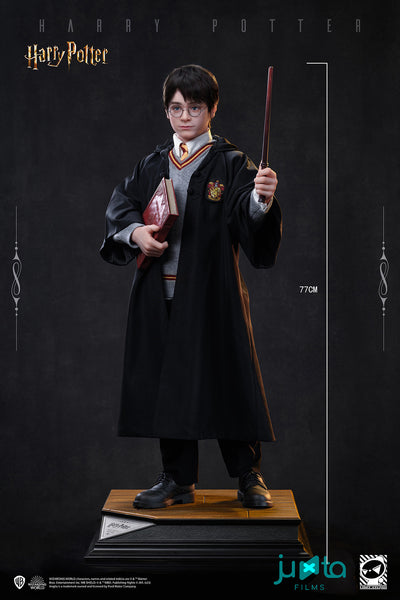 Harry Potter 1/3 Scale Statue