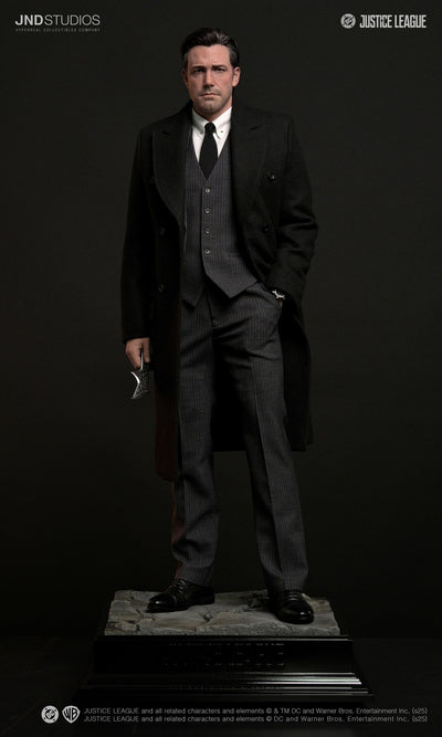 Justice League (2017) - Batman & Bruce Wayne 1/3 Scale Statue Set