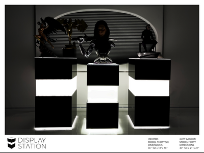 Black Light-Up Pedestal by DisplayStation
