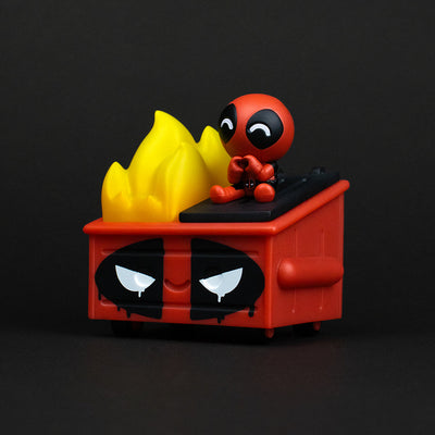 Dumpster Fire - Deadpool Vinyl Figure