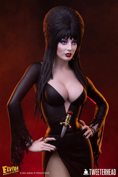 Elvira Mistress of the Dark (Regular) 1/4 Scale Maquette Statue