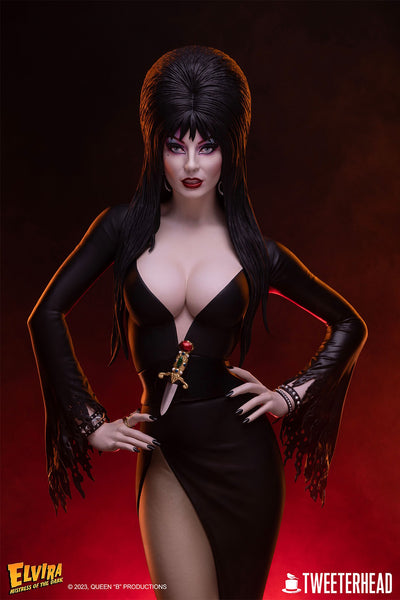 Elvira Mistress of the Dark (Regular) 1/4 Scale Maquette Statue