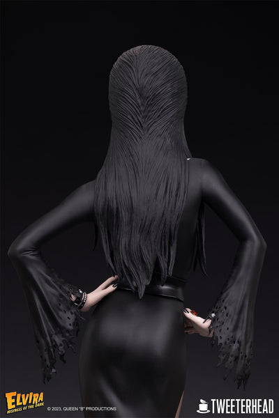 Elvira Mistress of the Dark (Regular) 1/4 Scale Maquette Statue