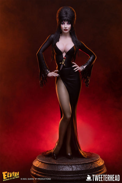 Elvira Mistress of the Dark (Regular) 1/4 Scale Maquette Statue