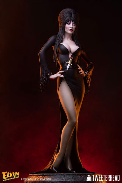 Elvira Mistress of the Dark (Regular) 1/4 Scale Maquette Statue