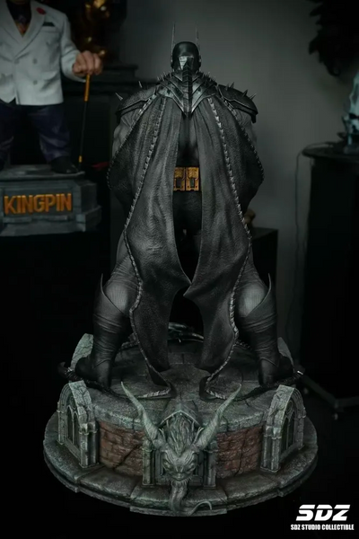 Absolute Batman (Deluxe) 1/4 Scale Statue by SDZ Studio