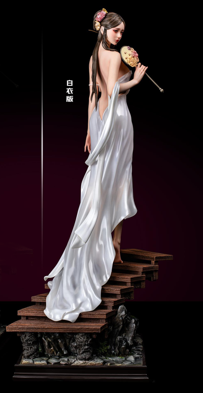 Noble Princess Looking Back (White Version) 1/4 Scale Statue
